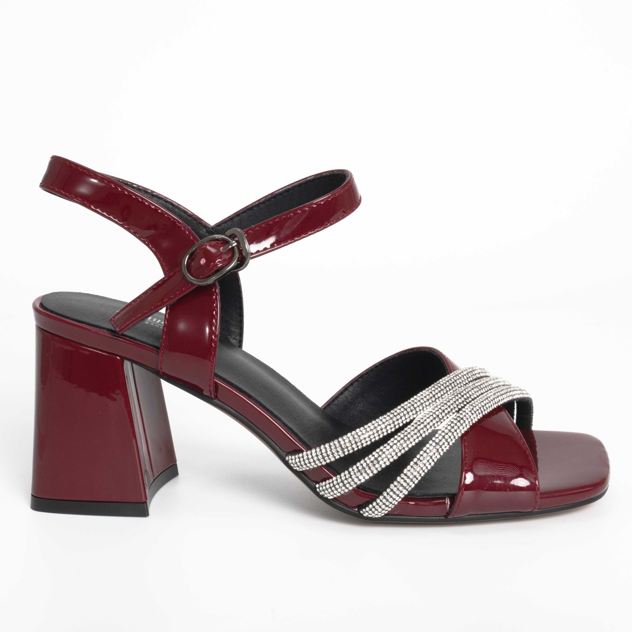 Sandals for women with Burgundy patent leather