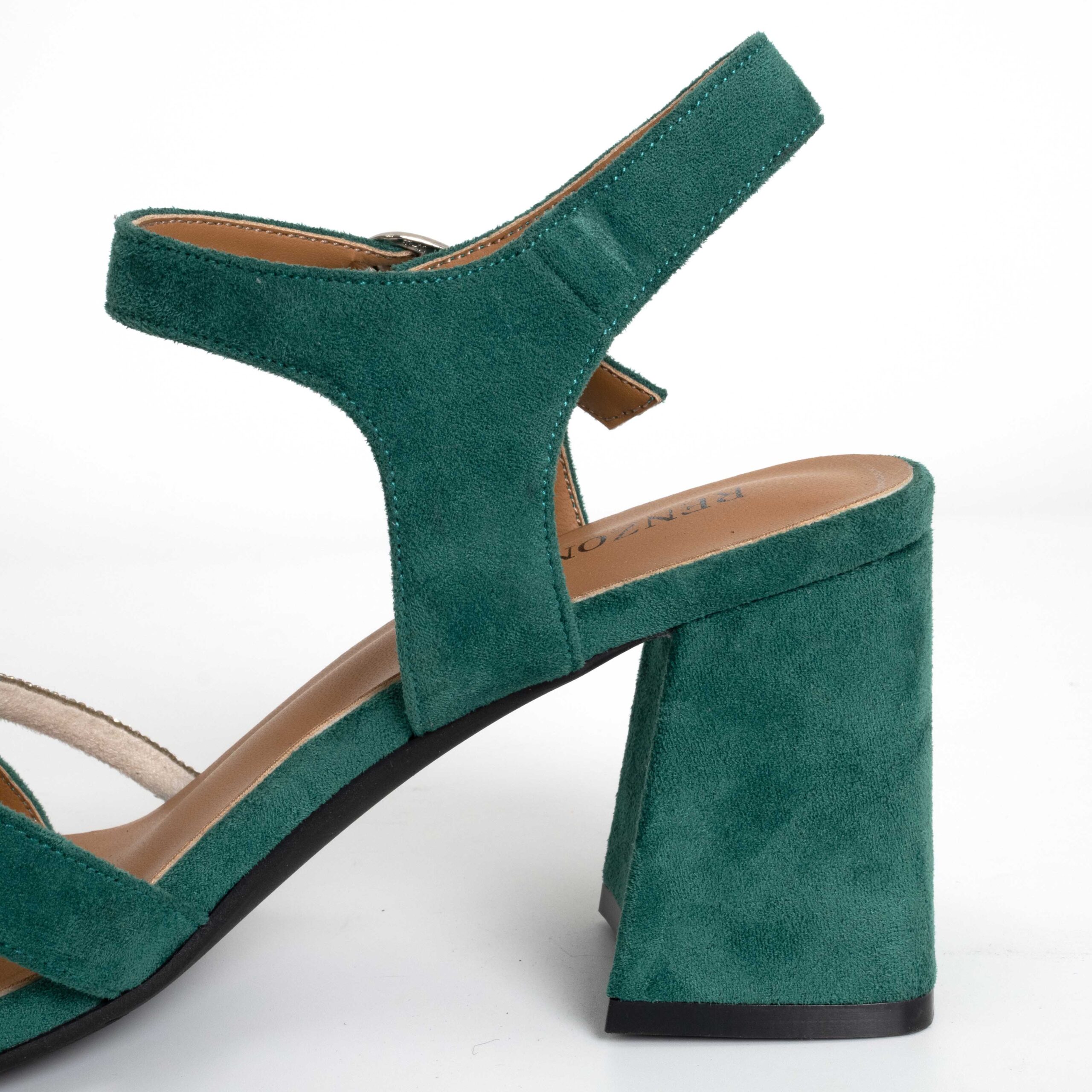YZY wholesale OEM Women Green Genuine leather High heel Pumps