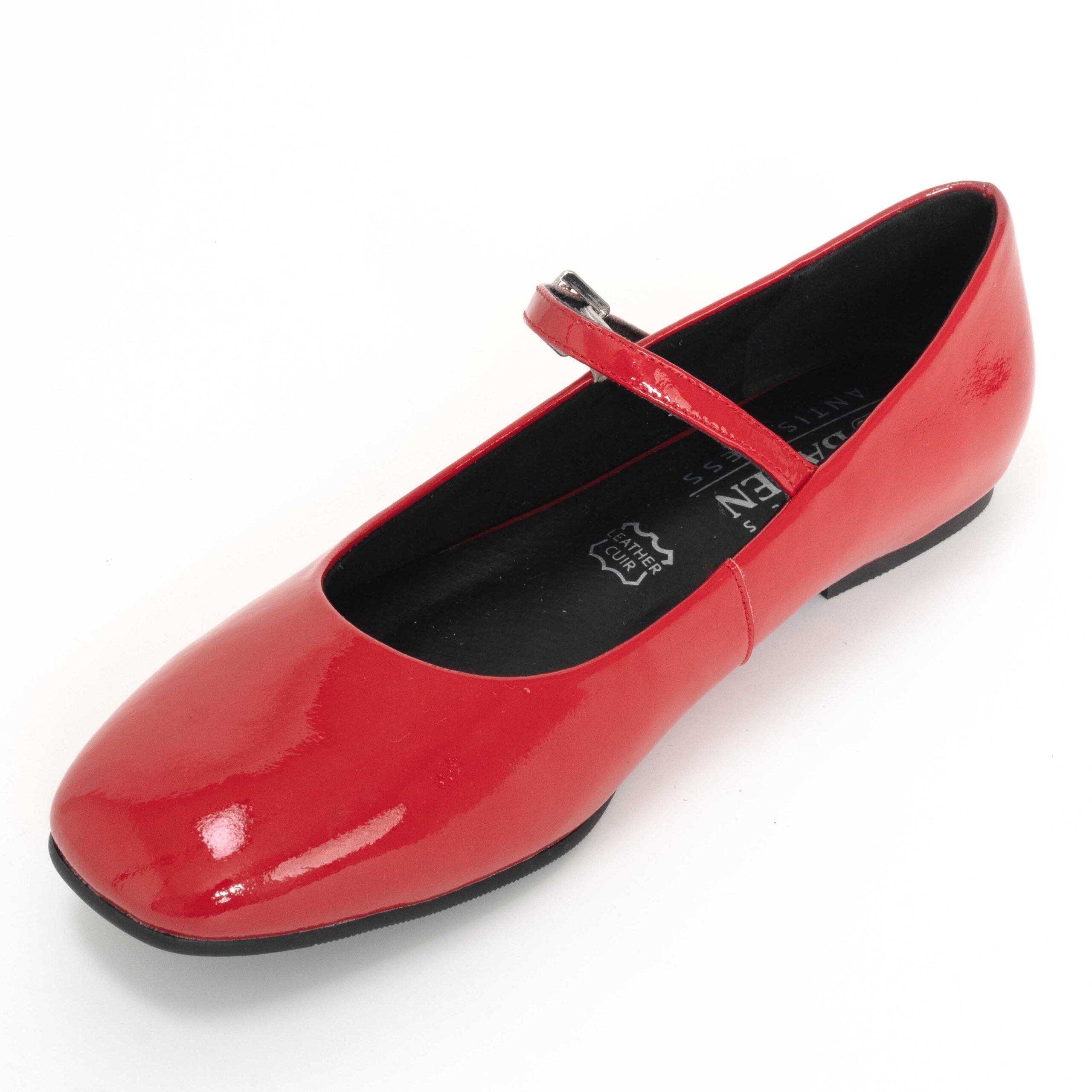 YZY wholesale OEM Women Red Patent leather Pumps