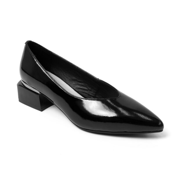 Women high heel pumps with black patent leather