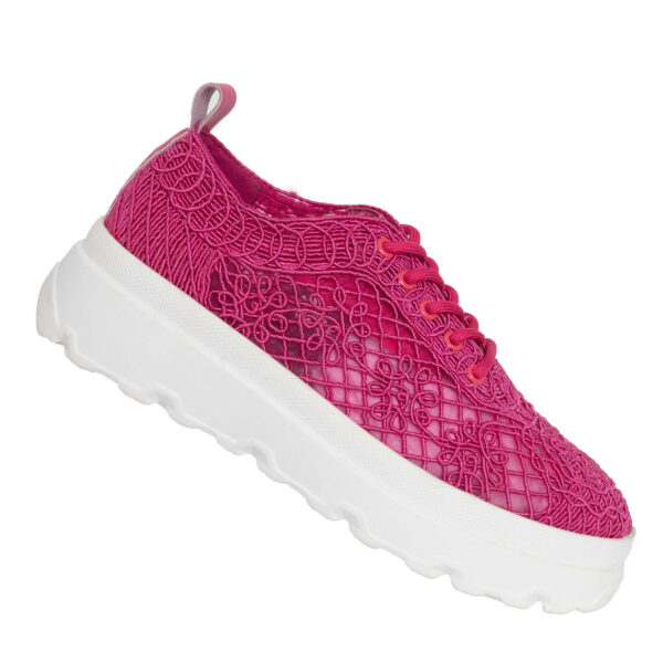 YZY Wholesale women Red sports and casual shoes with Knit