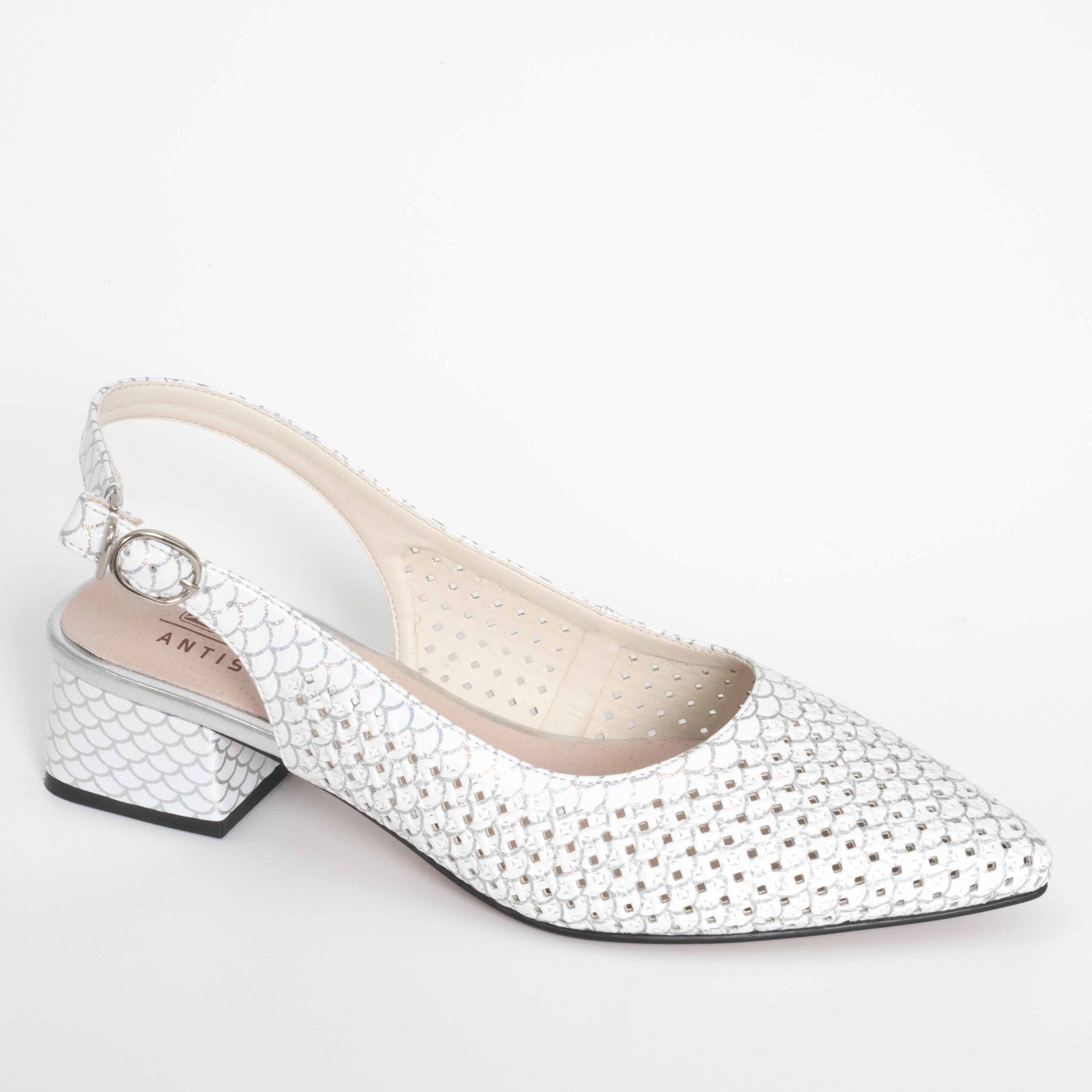 Women pumps with white microfiber leather