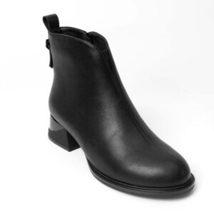 YZY Wholesale women Black heeled boots with PU leather