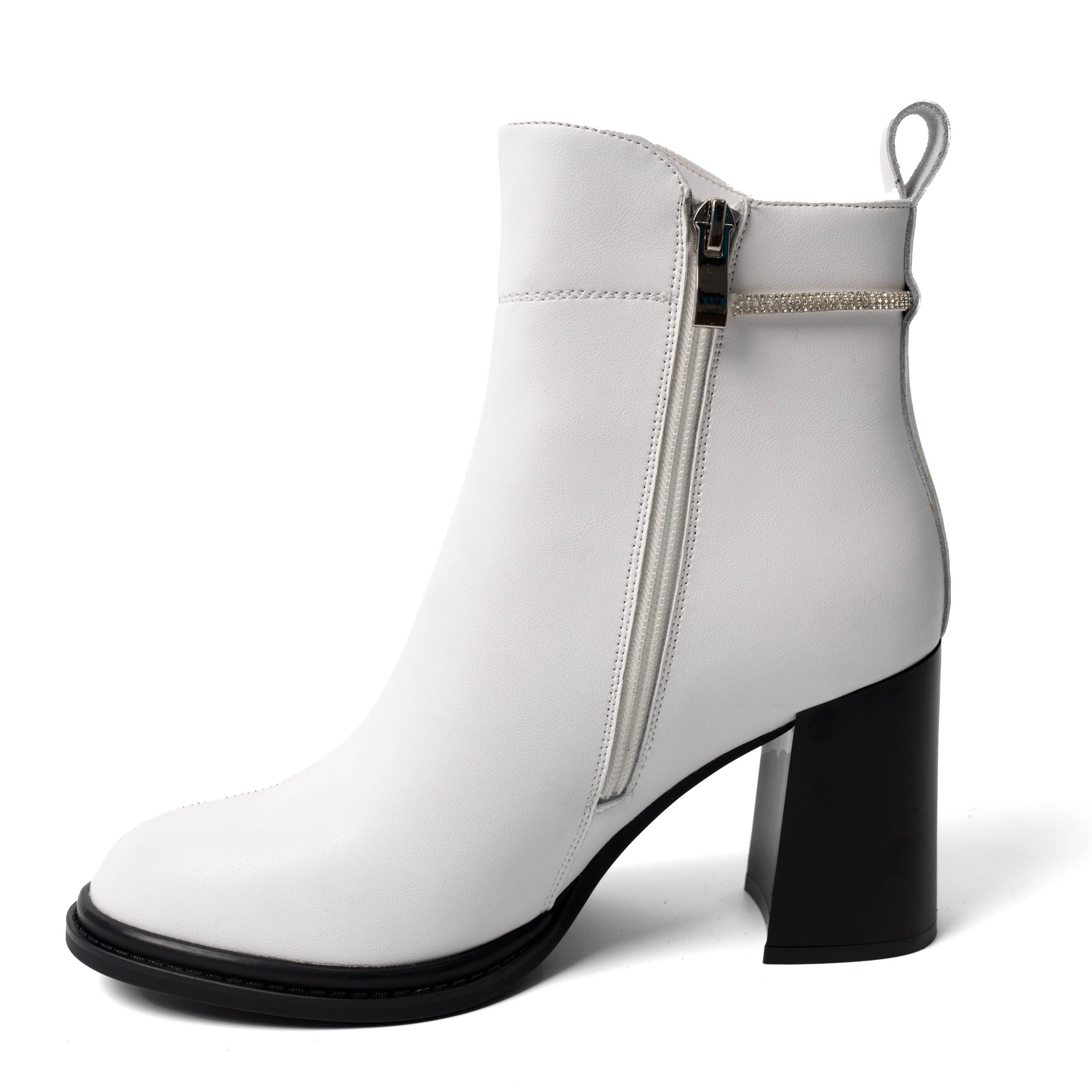 YZY Wholesale White PU Heeled Ankle Boots for women