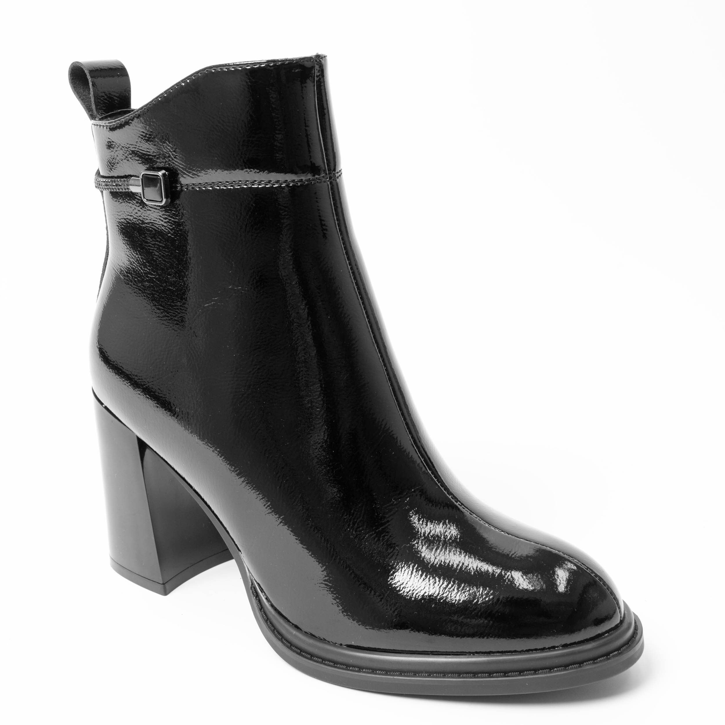 YZY Wholesale Black PU and Microfiber Heeled Ankle Boots for women