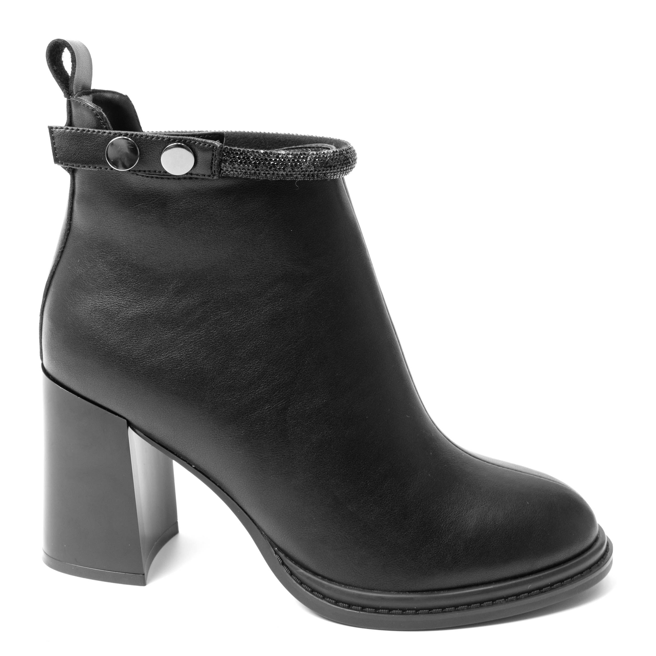 YZY Wholesale black PU Heeled Ankle Boots for women