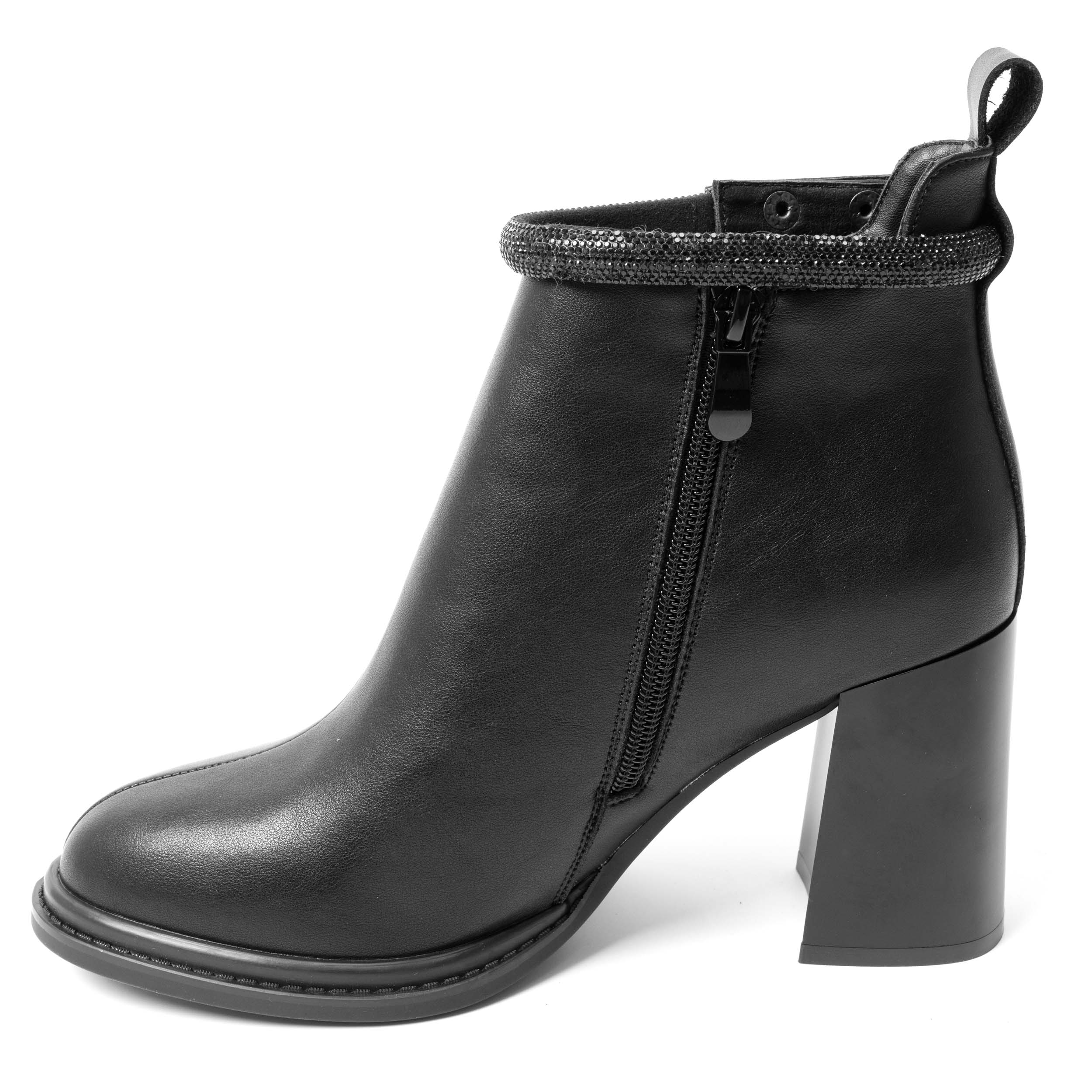 YZY Wholesale black PU Heeled Ankle Boots for women