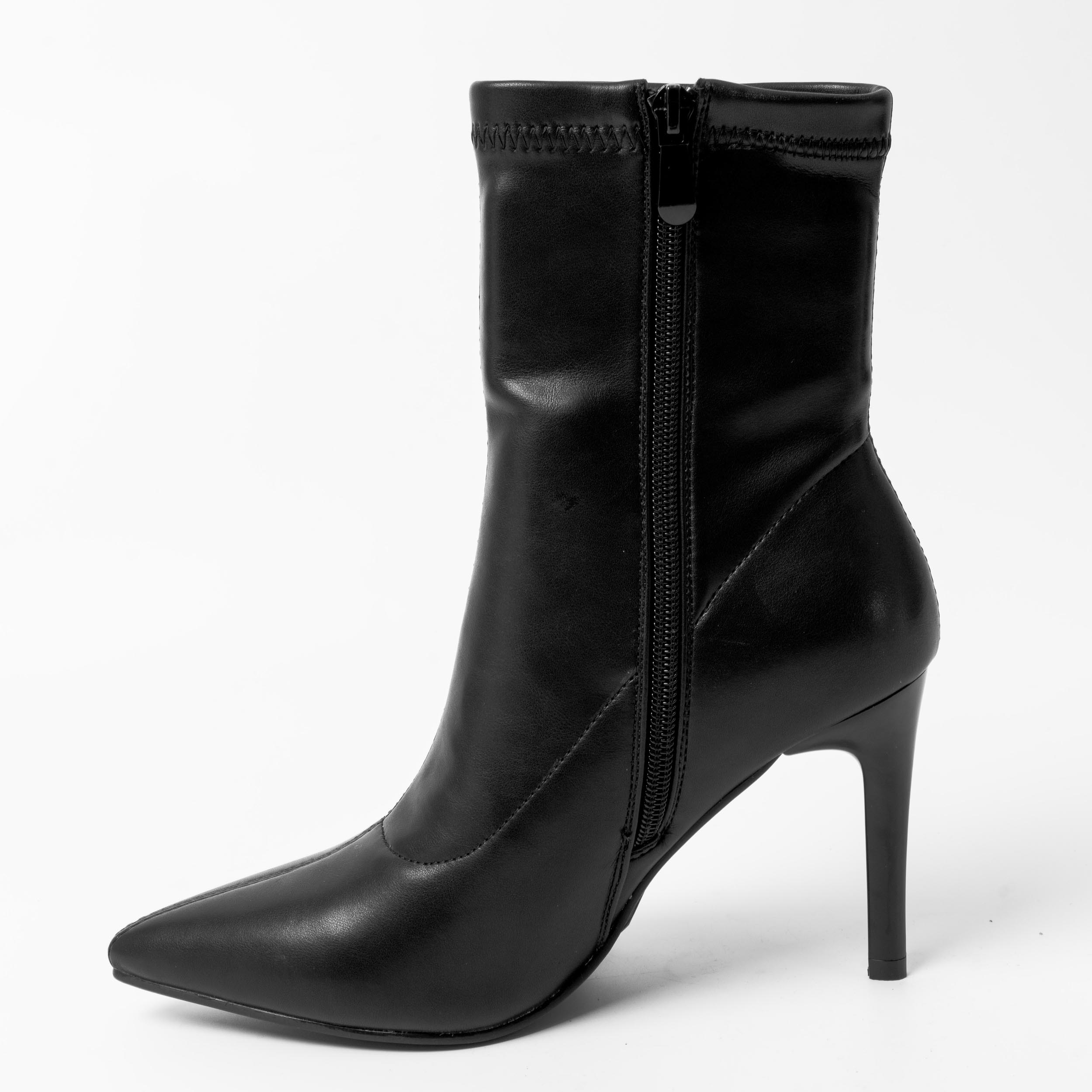 YZY Wholesale Women’s Black Stretch PU Heeled Boots