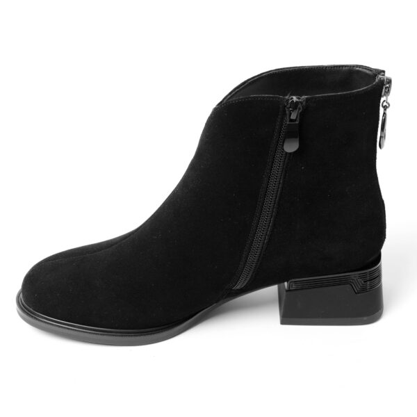 YZY Wholesale Women’s Black Microfiber Heeled Boots