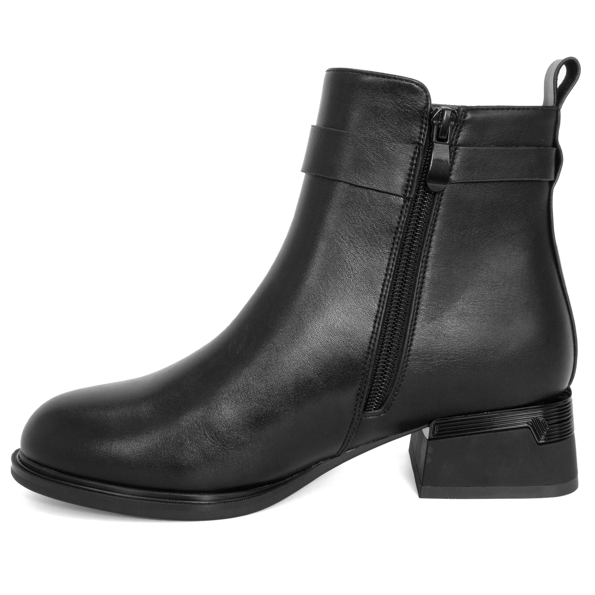 YZY Wholesale Women’s Black PU Heeled Boots