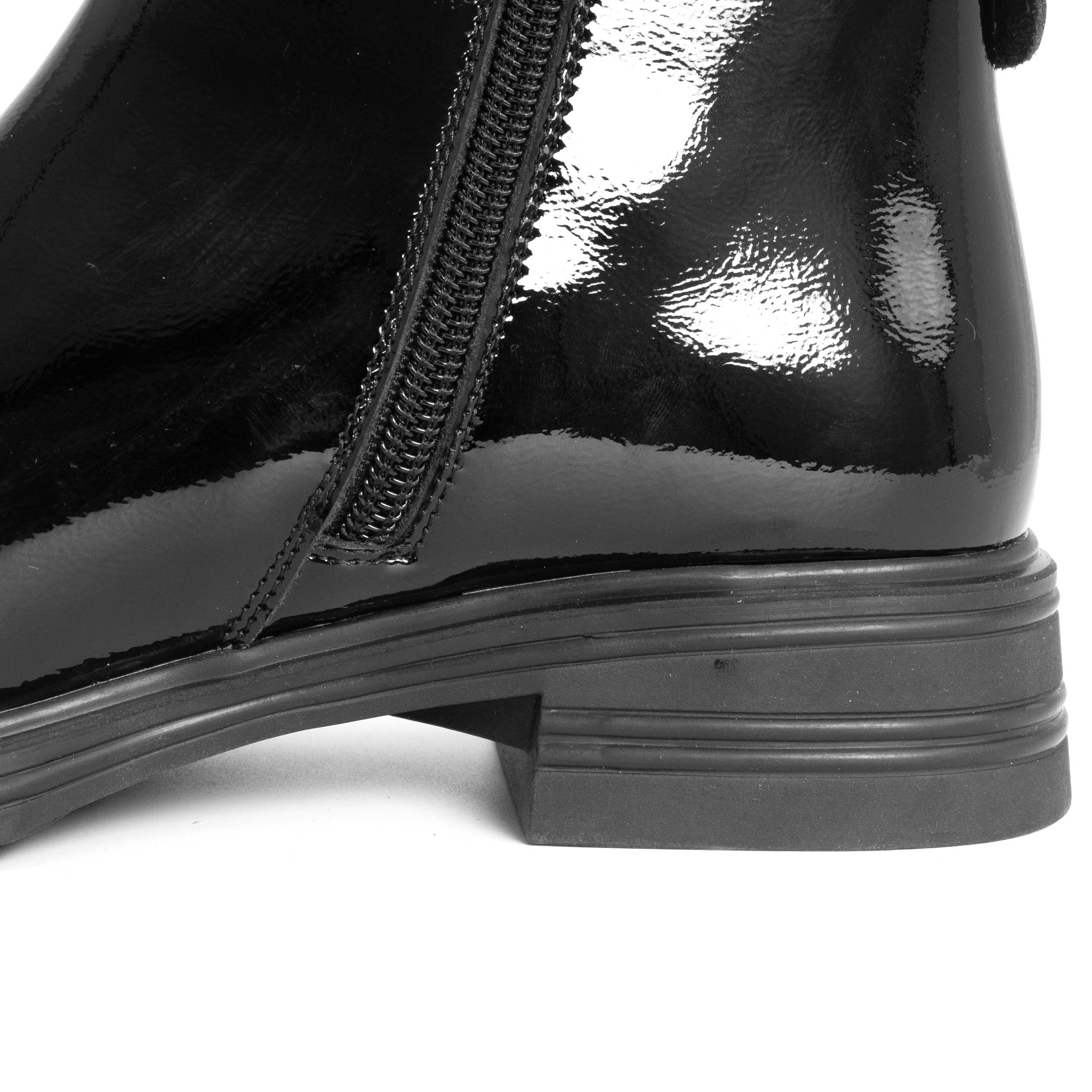 women work boots with black patent leather