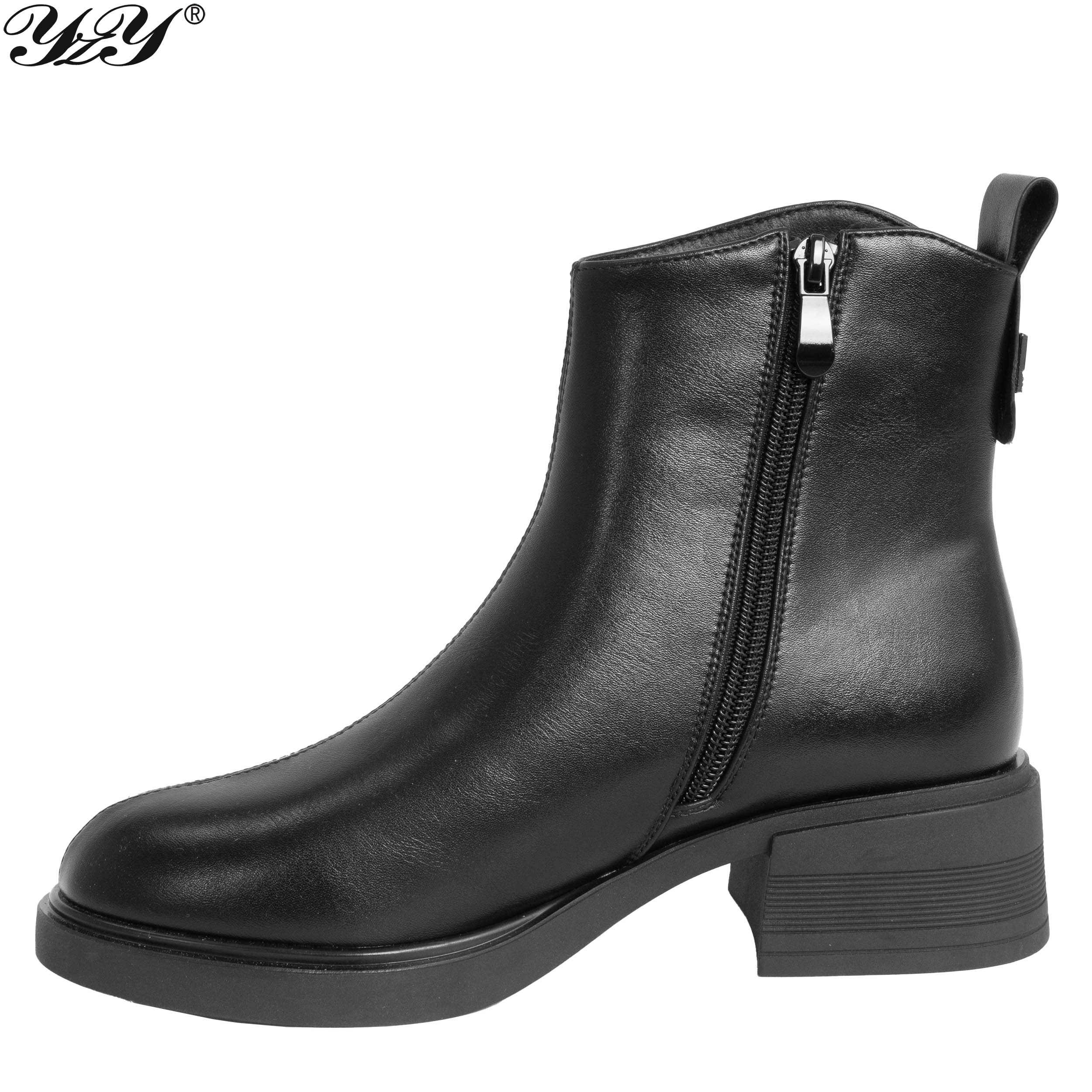 Women work boots with black microfiber leather