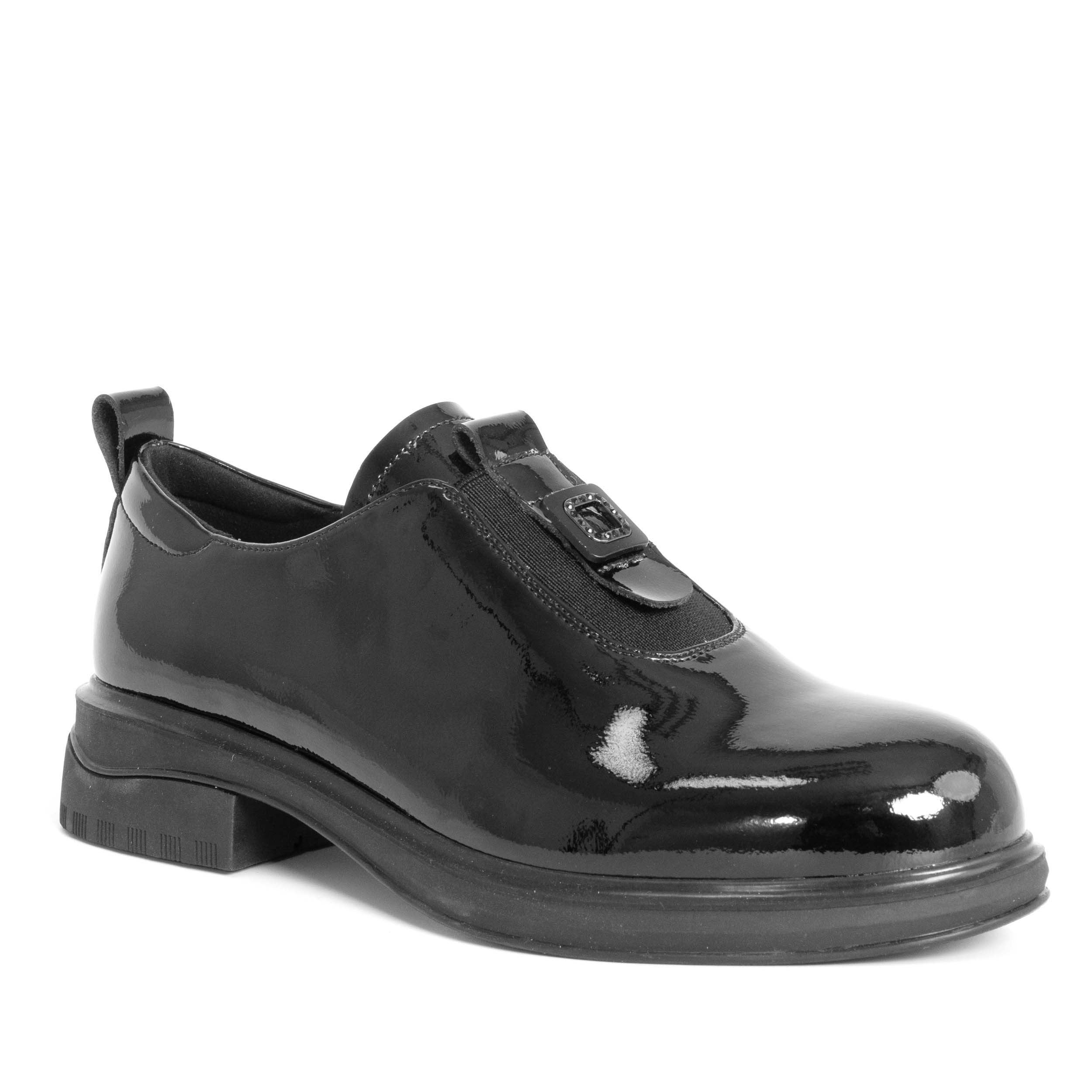 women dress shoes with black patent leather