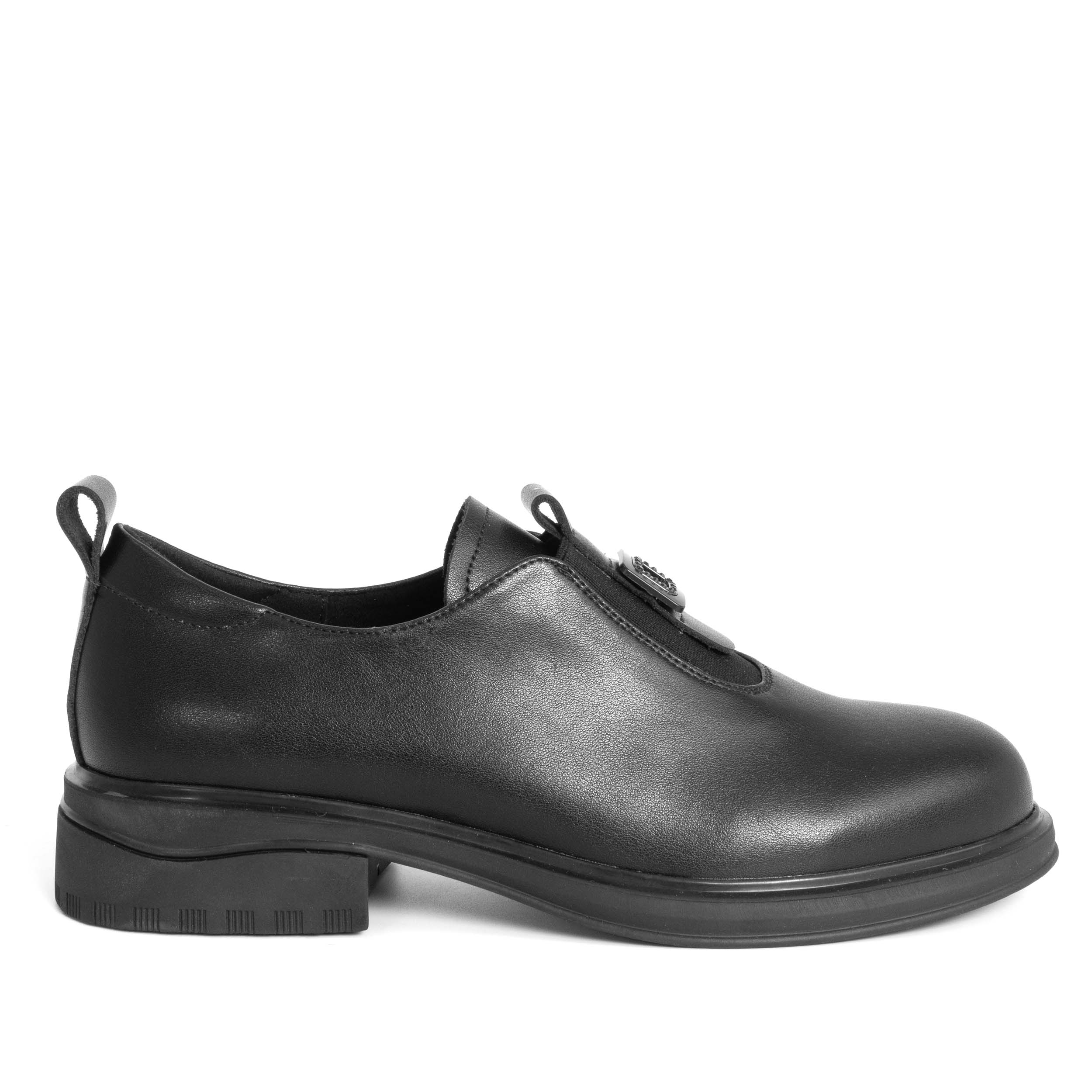 women flat shoes with black microfiber leather