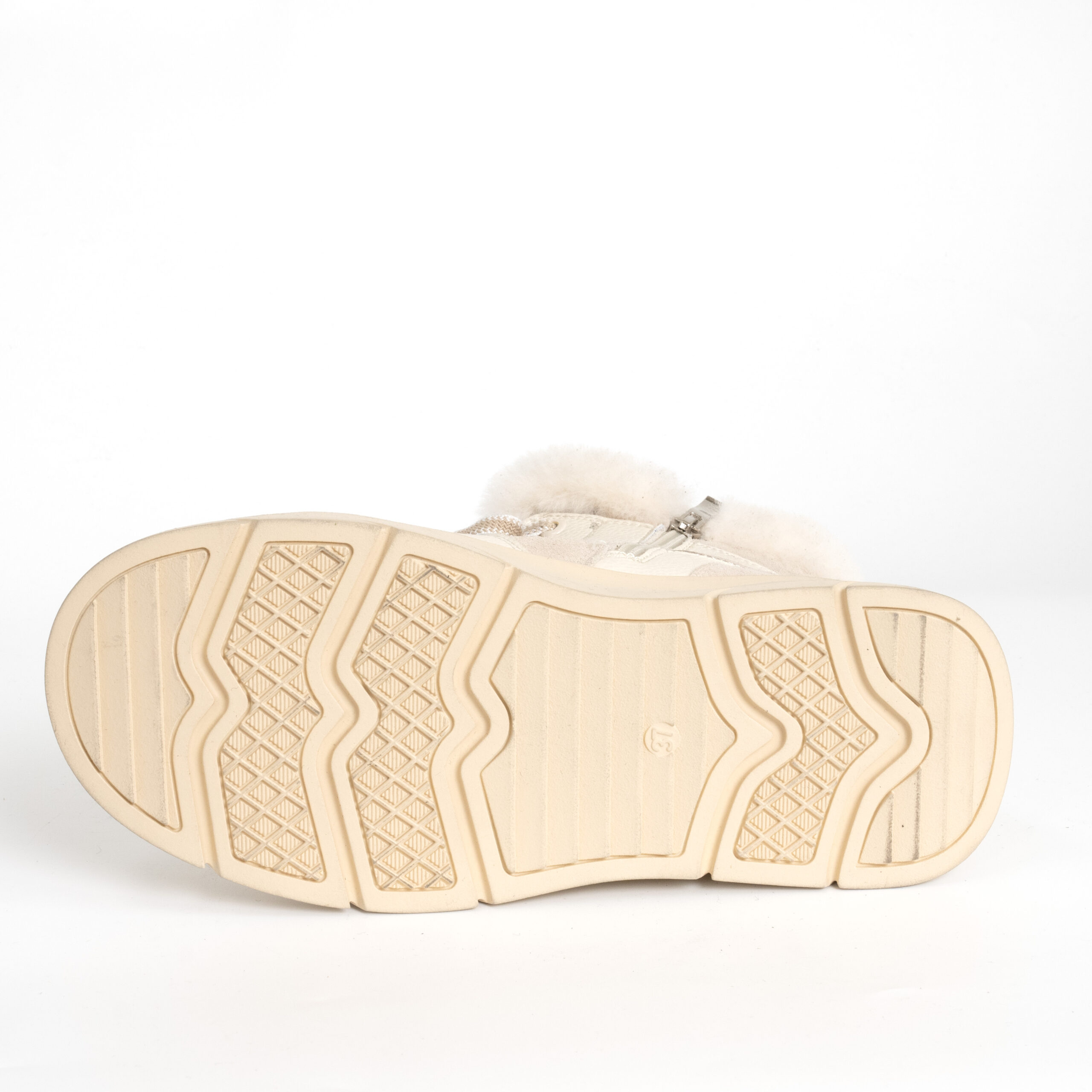 casual style women snow boots with beige microfiber leather, genuine leather and synthetic fur