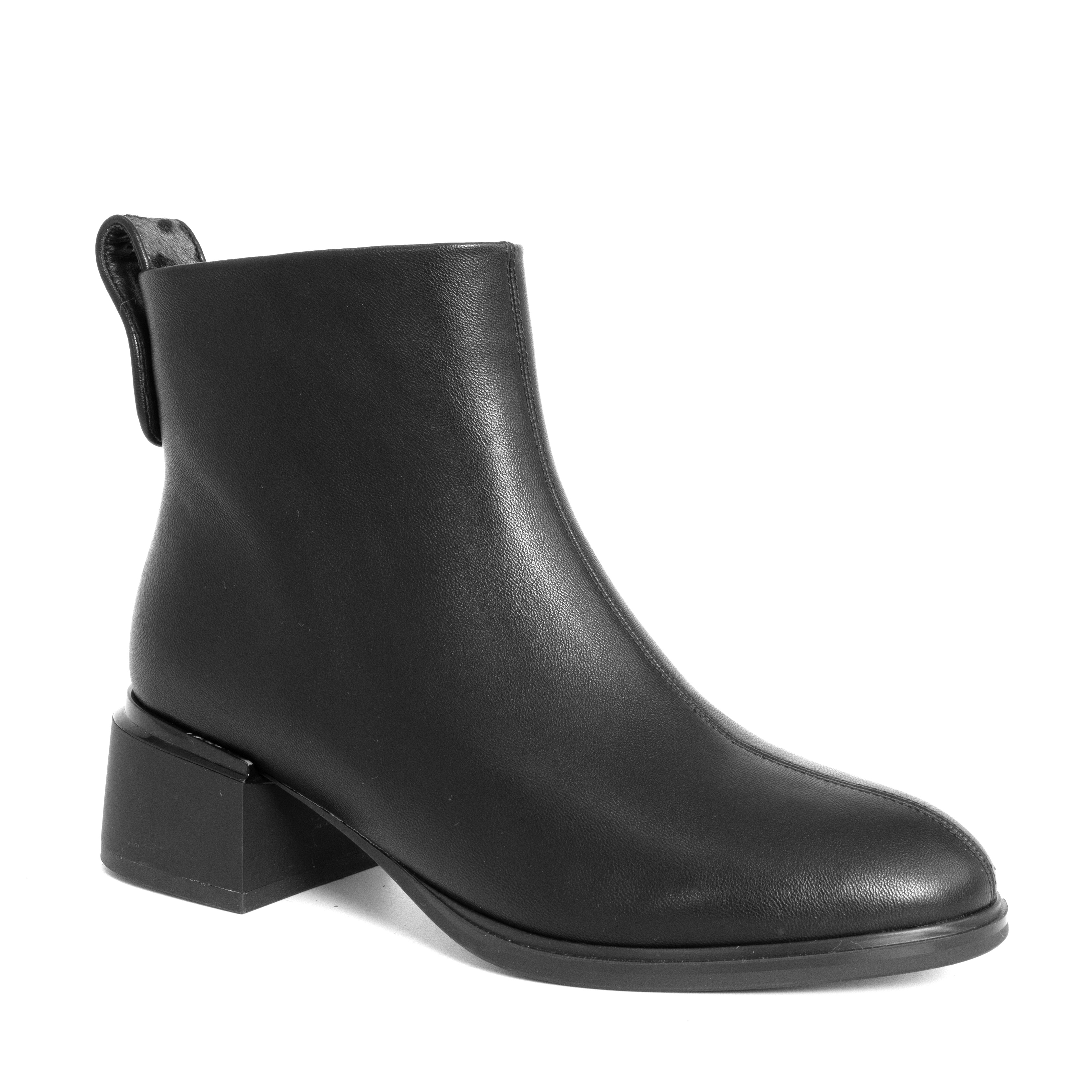 women black heel boots