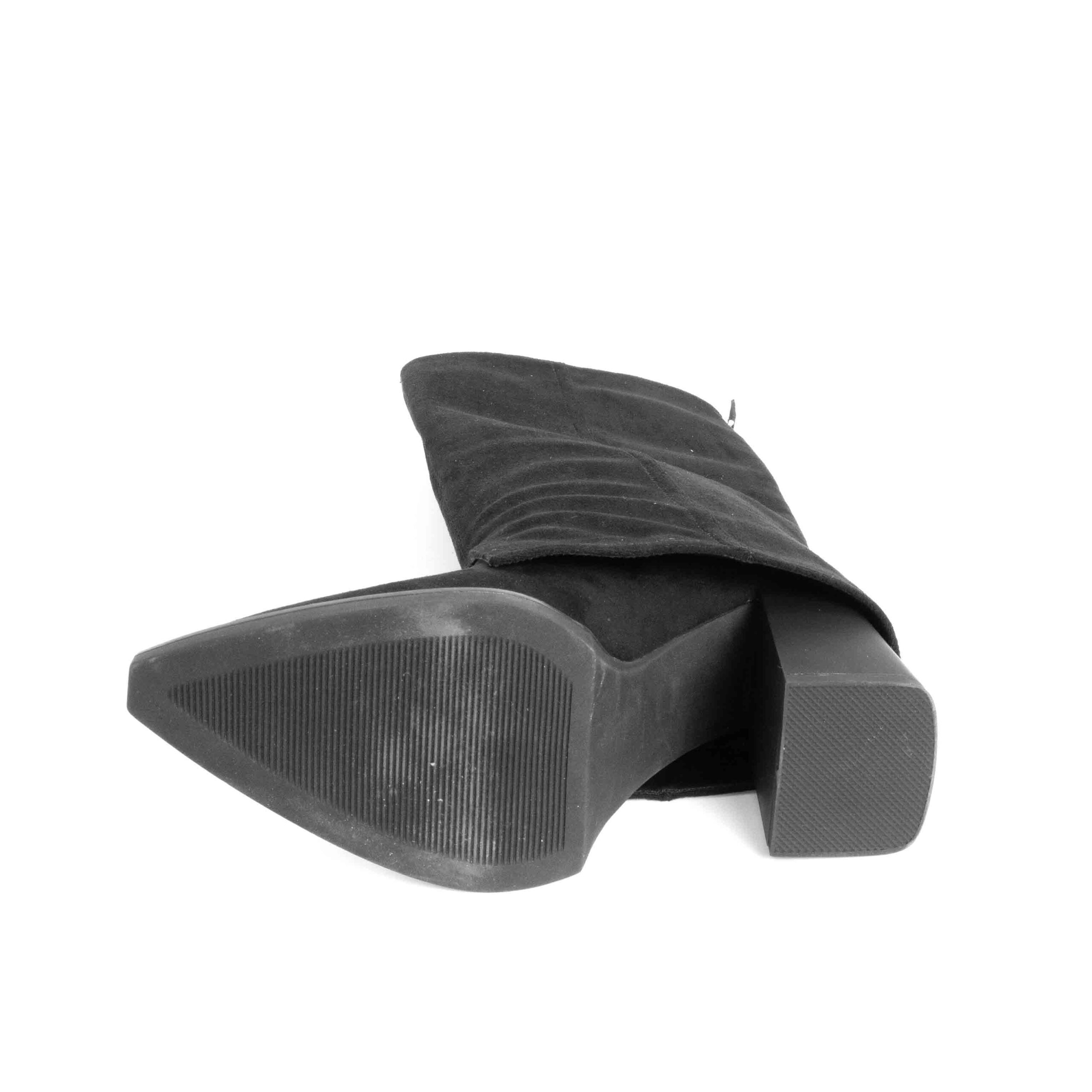 Stylish and Fashion Women knee high boots with Black Genuine leather