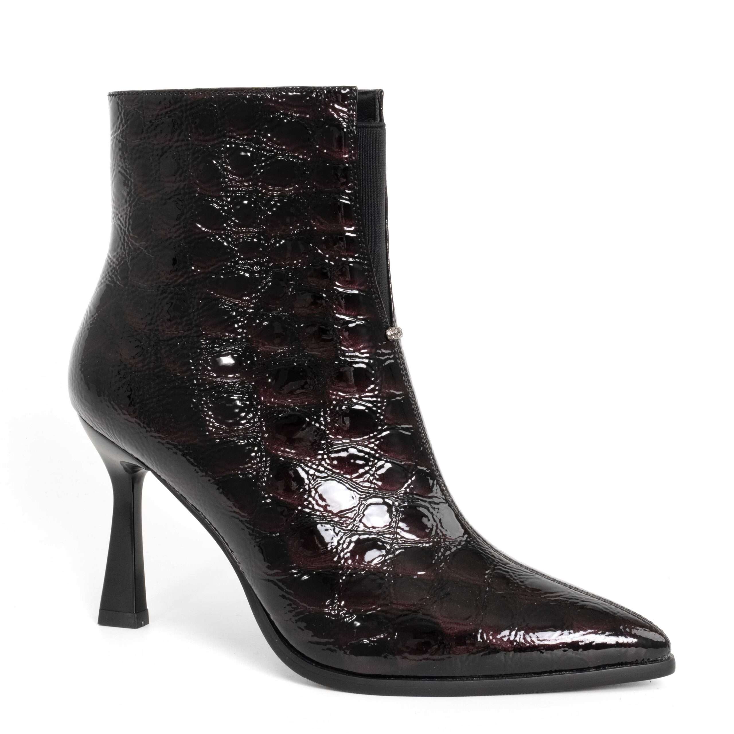 Step into elegance with Black Microfiber leather Women heeled boots. Perfect for any occasion, these stylish shoes combine comfort effortlessly