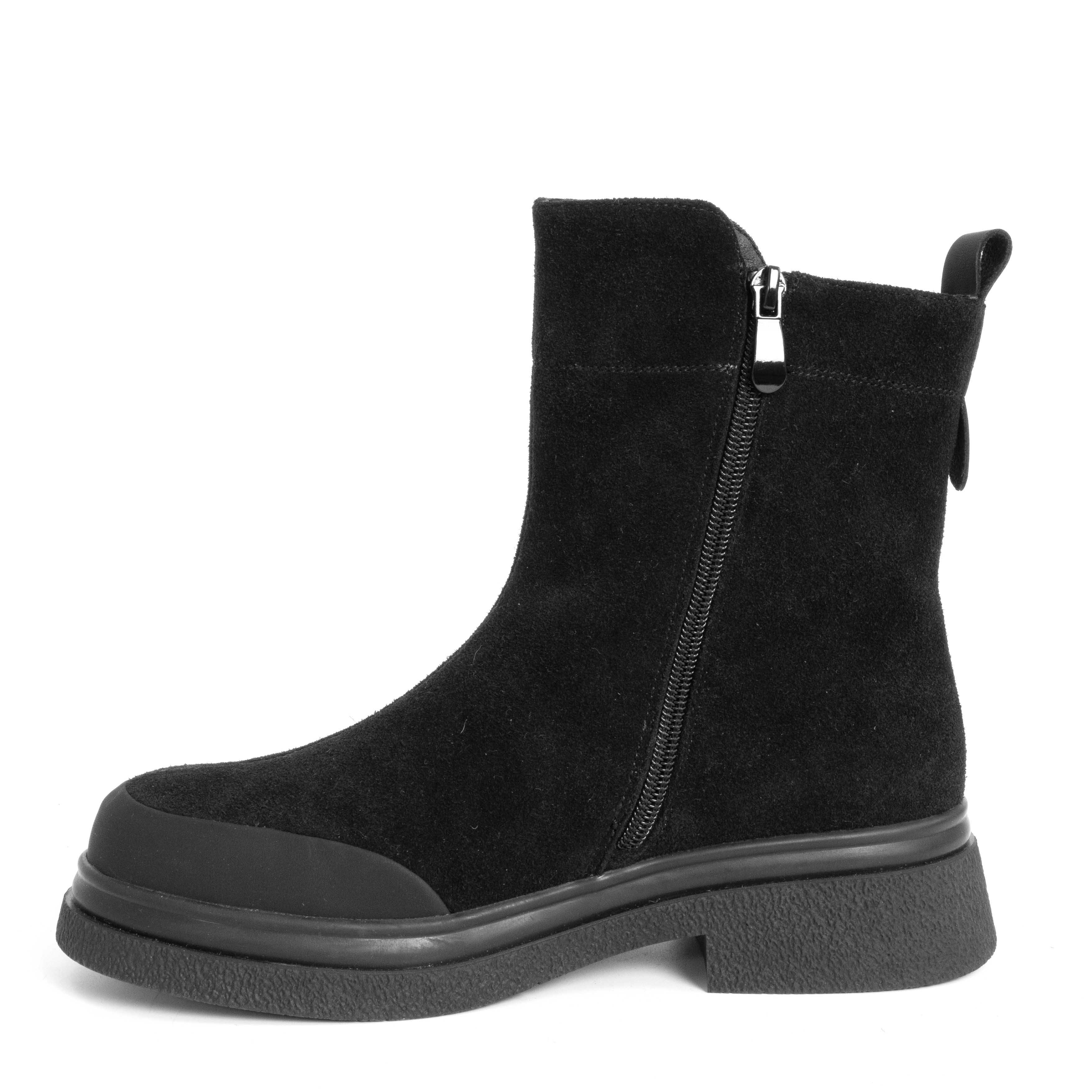 Step into elegance with Genuine leather and Silk Women Work boots. Perfect for any occasion, these stylish shoes combine comfort effortlessly