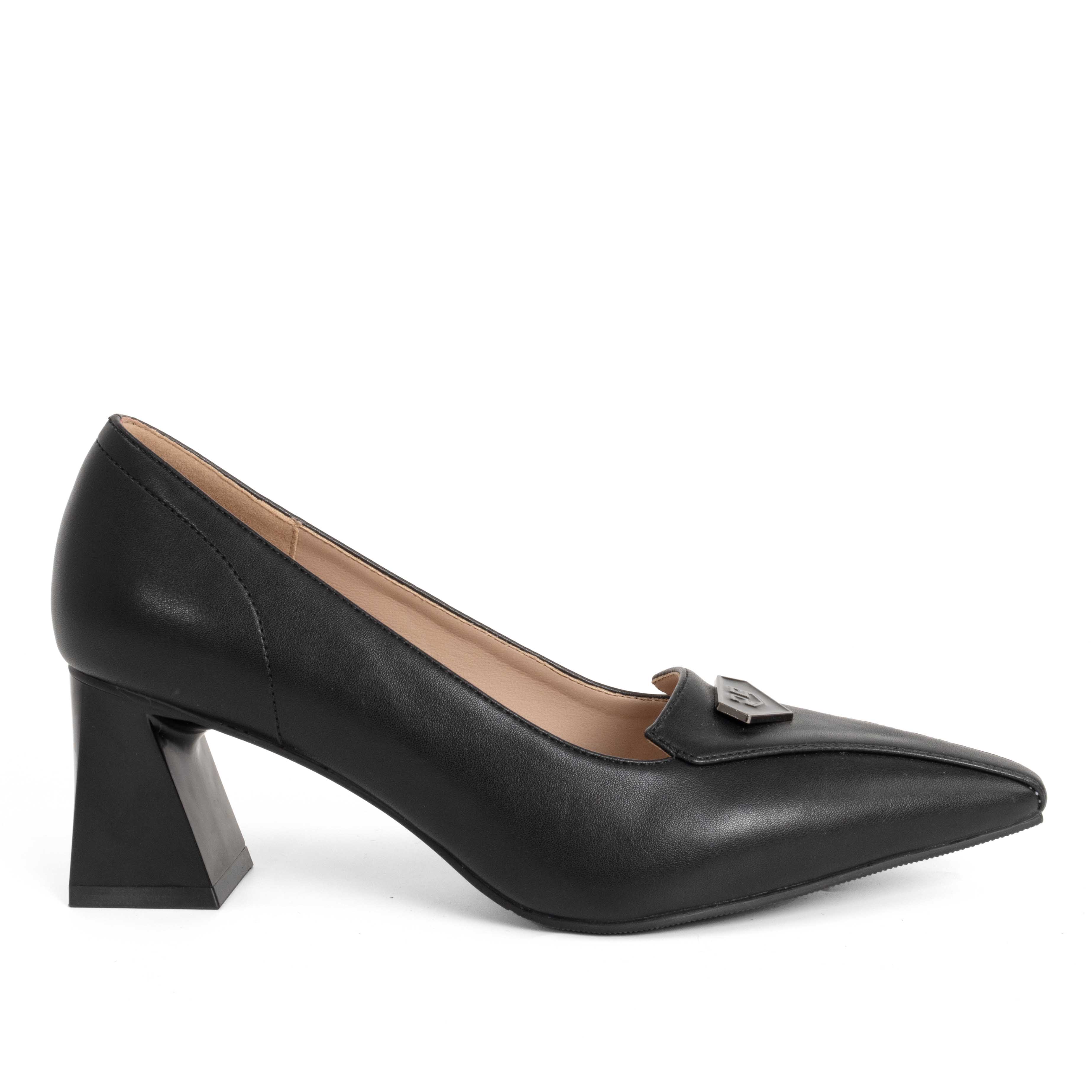 Women high heel pumps with Black microfiber action leather