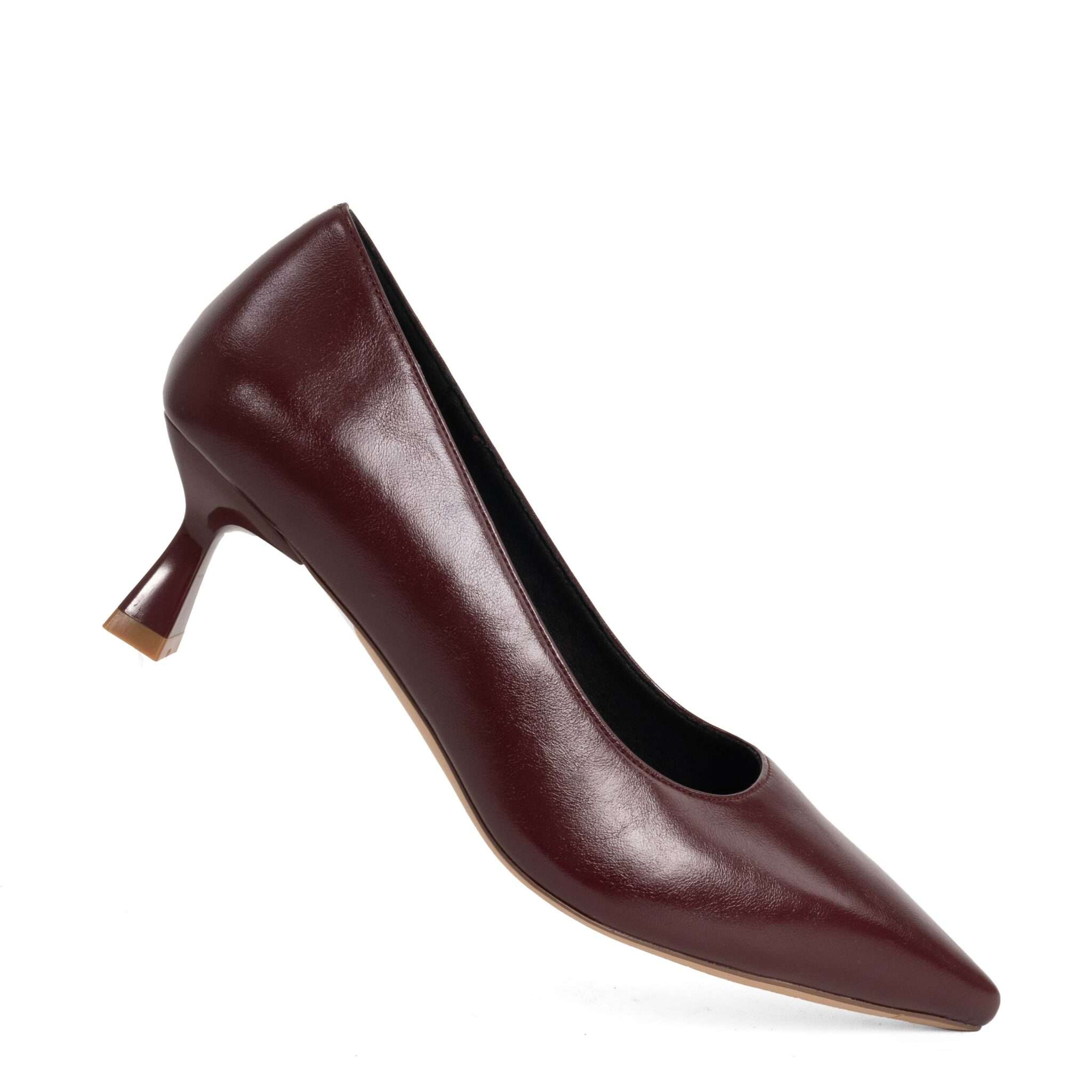 Classic Women high heel pumps with microfiber leather