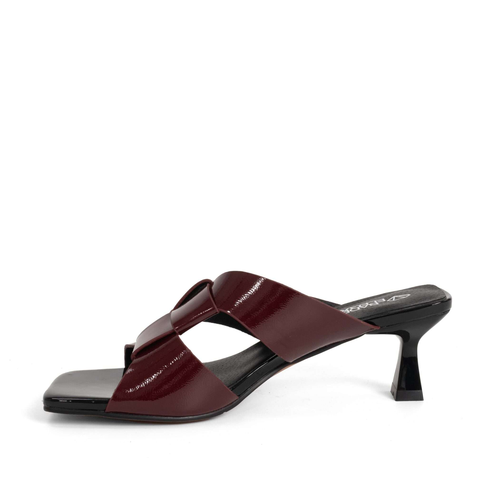 NEW Women heeled sandals with Burgundy patent leather
